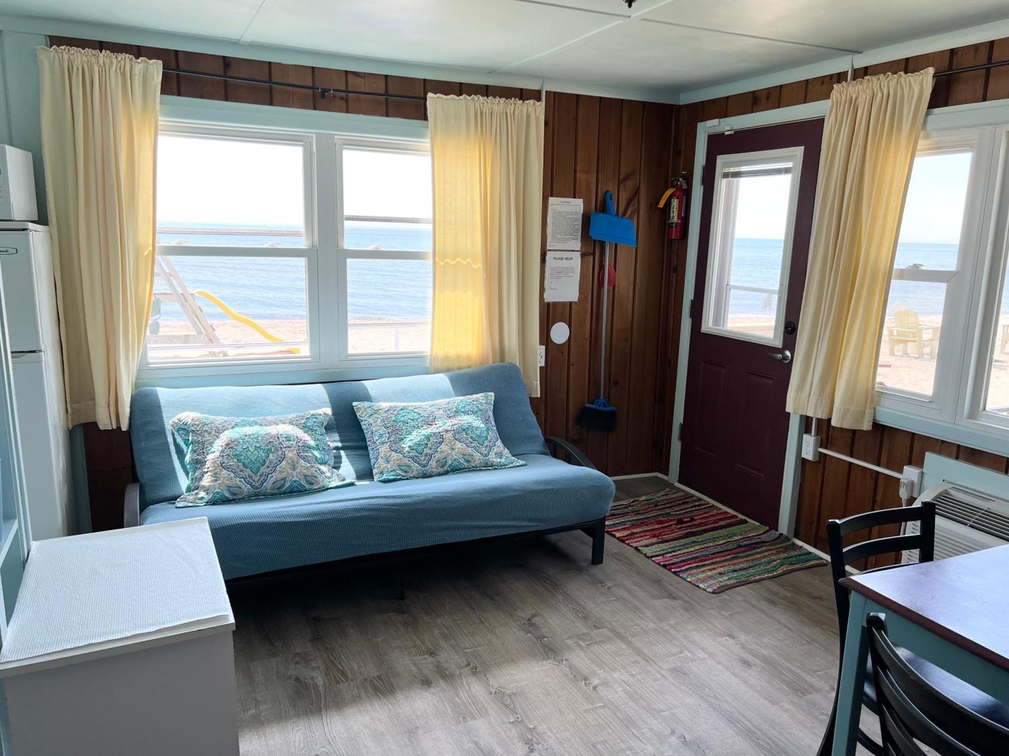 Paradise Beach Resort Tawas City Exterior foto
